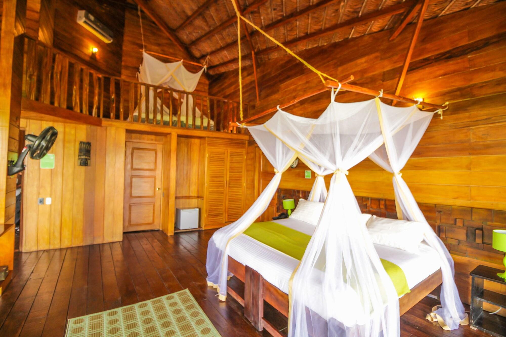 On Vacation Amazon Hotel Leticia Eksteriør billede