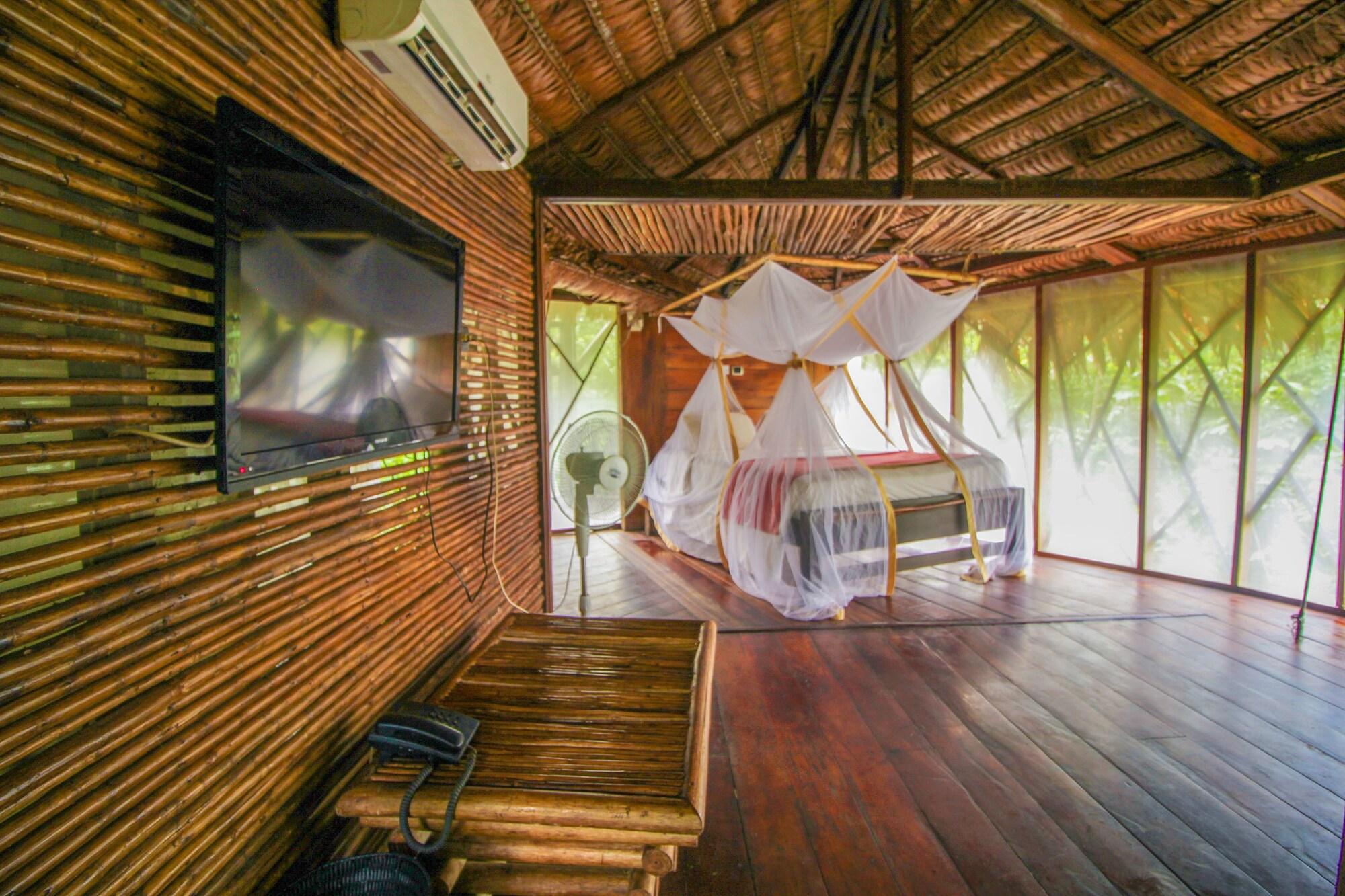 On Vacation Amazon Hotel Leticia Eksteriør billede