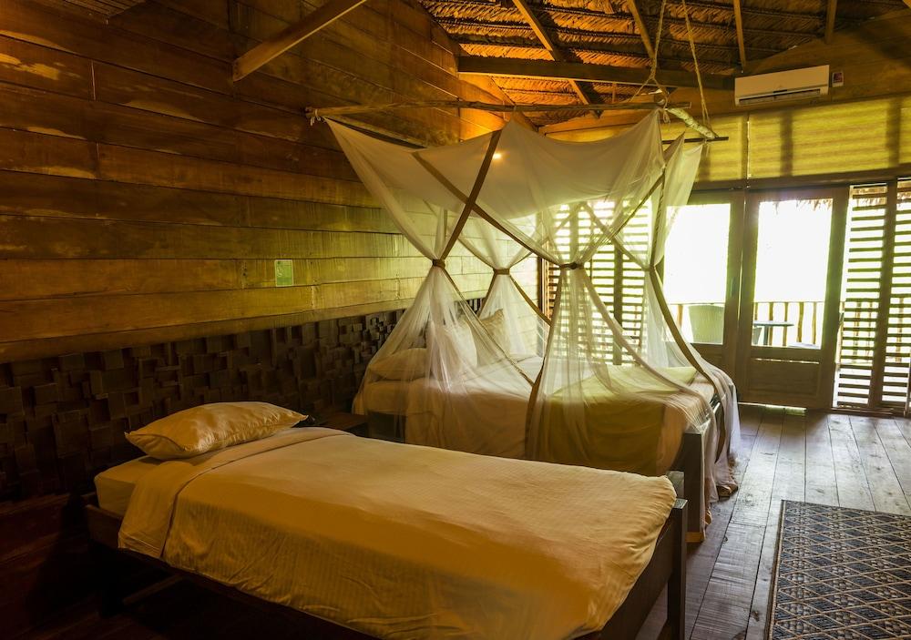 On Vacation Amazon Hotel Leticia Eksteriør billede